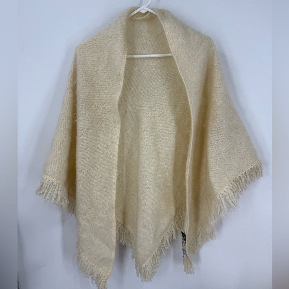 Andrew Stewart vintage mohair /wool blend shawl/scarf w/fringe made in Scotland